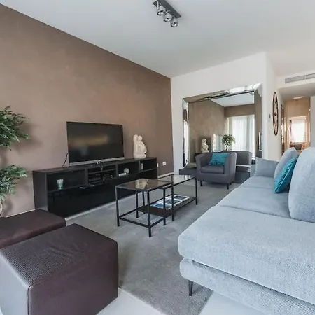 Apartment Luxury Sea View In Prime Location