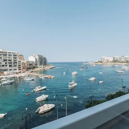 Luxury Sea View In Prime Location *