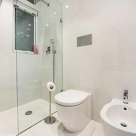 Appartement Luxury Sea View In Prime Location *