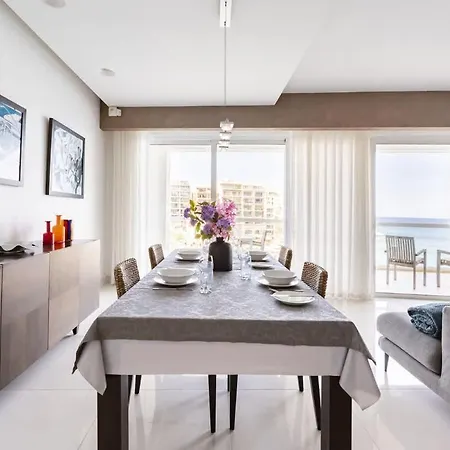 Luxury Sea View In Prime Location San Ġiljan