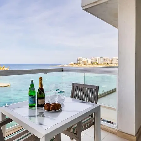 Appartement Luxury Sea View In Prime Location