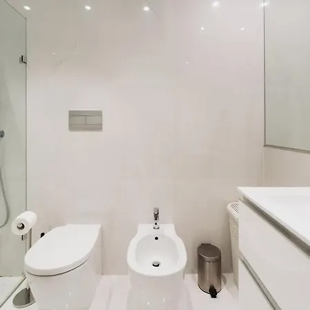 Apartment Luxury Sea View In Prime Location