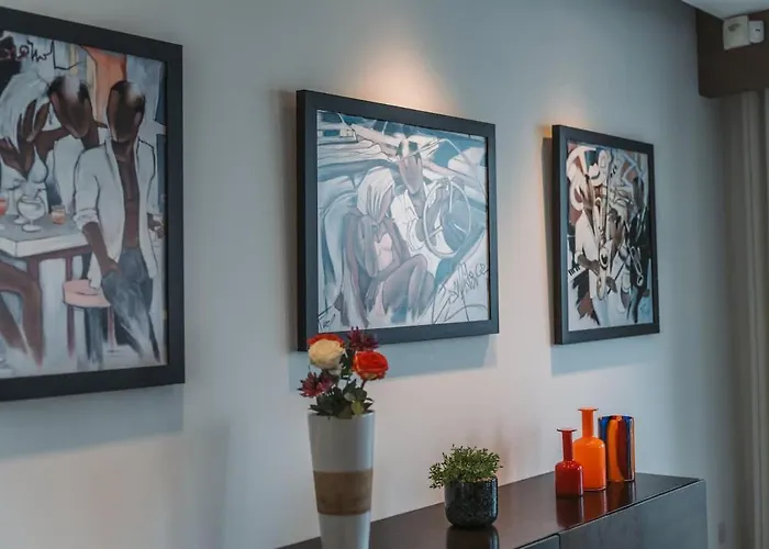 Luxury Sea View In Prime Location 아파트 *