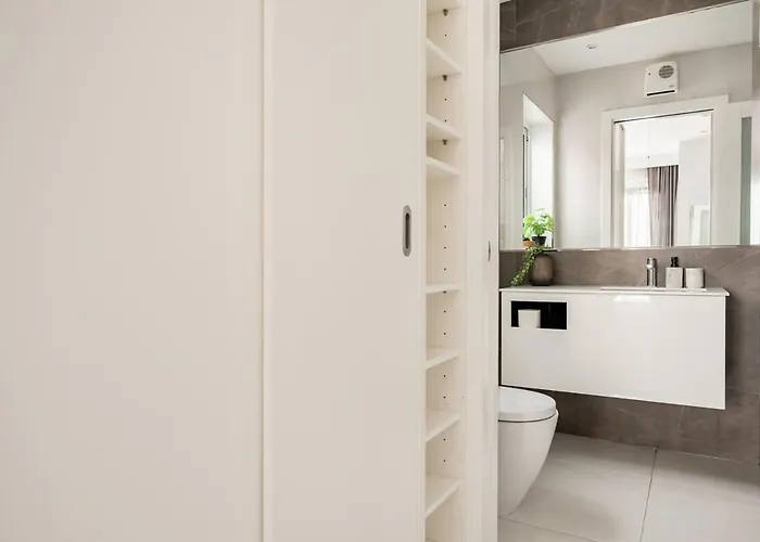 Luxury Sea View In Prime Location 아파트 *