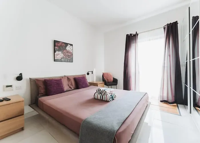 Luxury Sea View In Prime Location 아파트